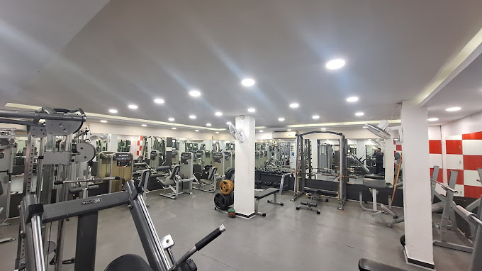 TOTAL FITNESS STUDIO