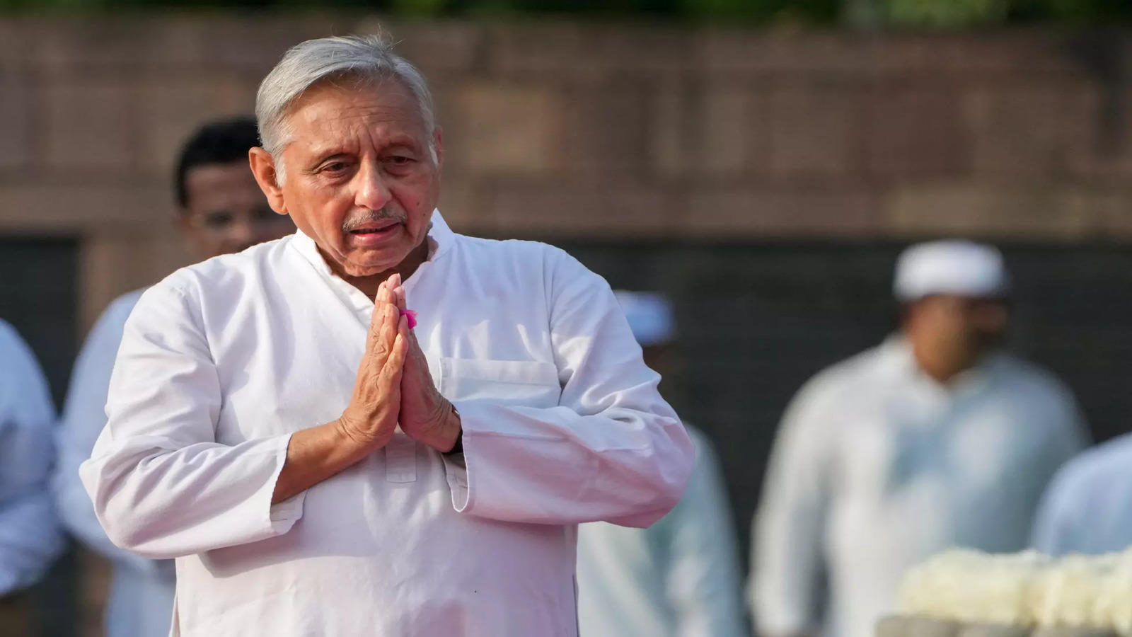 Aiyar Stokes Fresh Controversy; 'Modi vs Mamata' Takes Center Stage in West Bengal