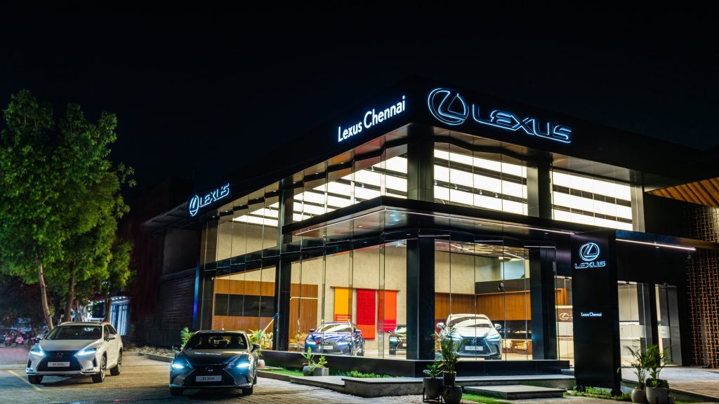 Lexus Showroom & Service