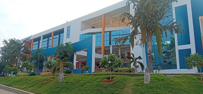 Dhanalakshmi Srinivasan College of Engineering and Technology