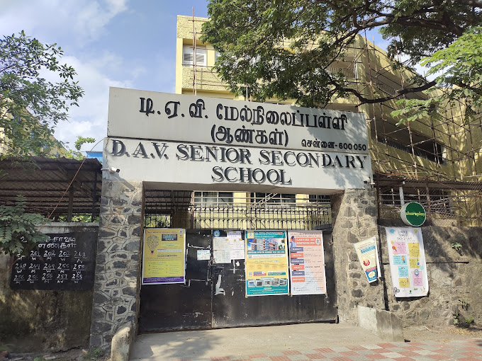 DAV Senior Secondary School